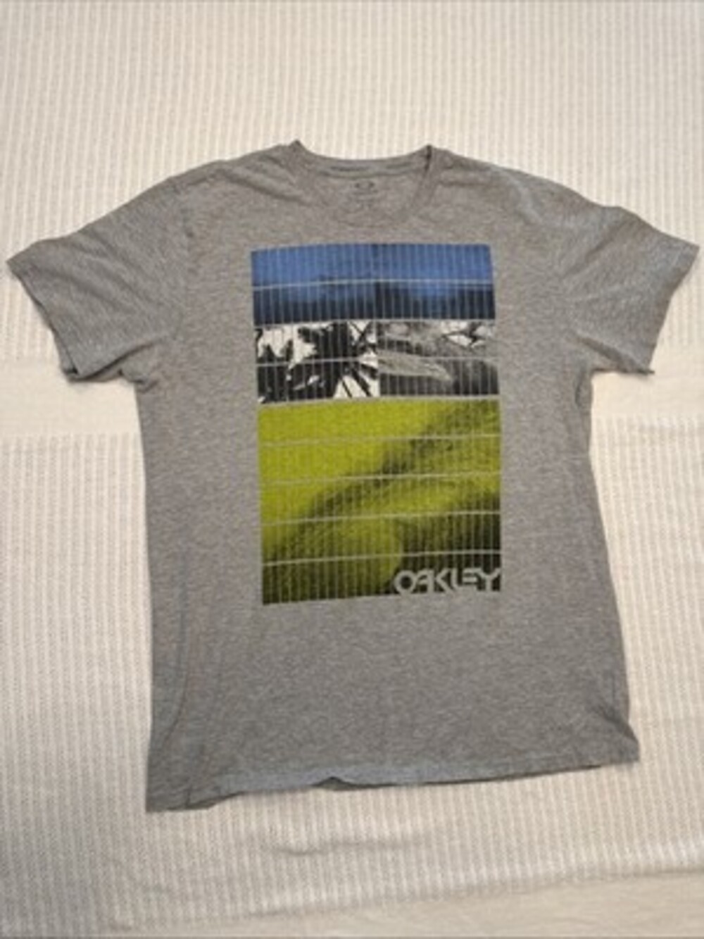 Oakley Men’s XL Large Graphic Print Logo T Shirt Grey Turtle Bay